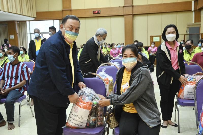 รมว.พม.เป็นประธานเ