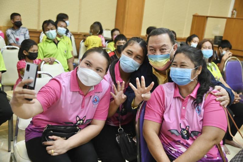 รมว.พม.เป็นประธานเ