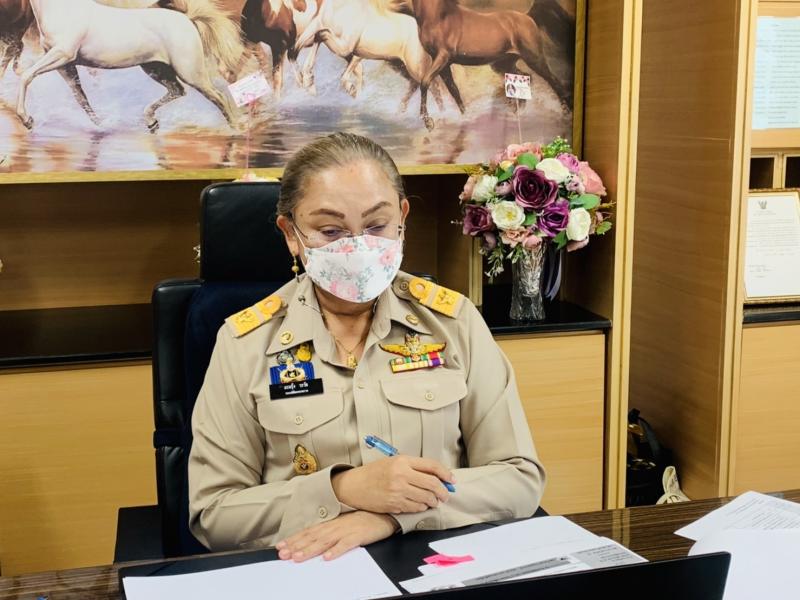 รองปลัดพม.ร่วมรับ�