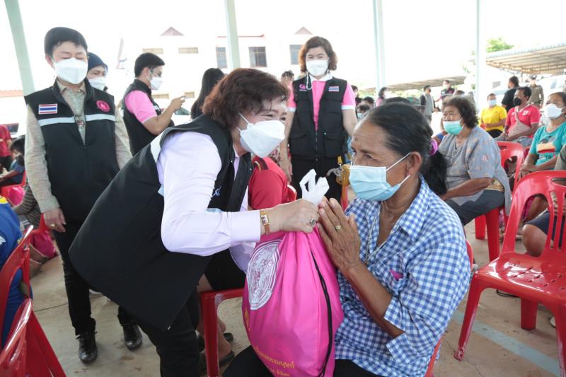 ปลัดพม.ลงพื้นที่จ�