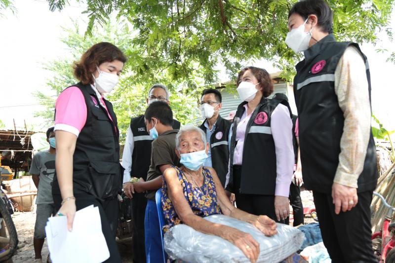 ปลัดพม.ลงพื้นที่จ�