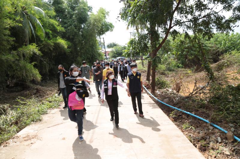 ปลัดพม.ลงพื้นที่จ�