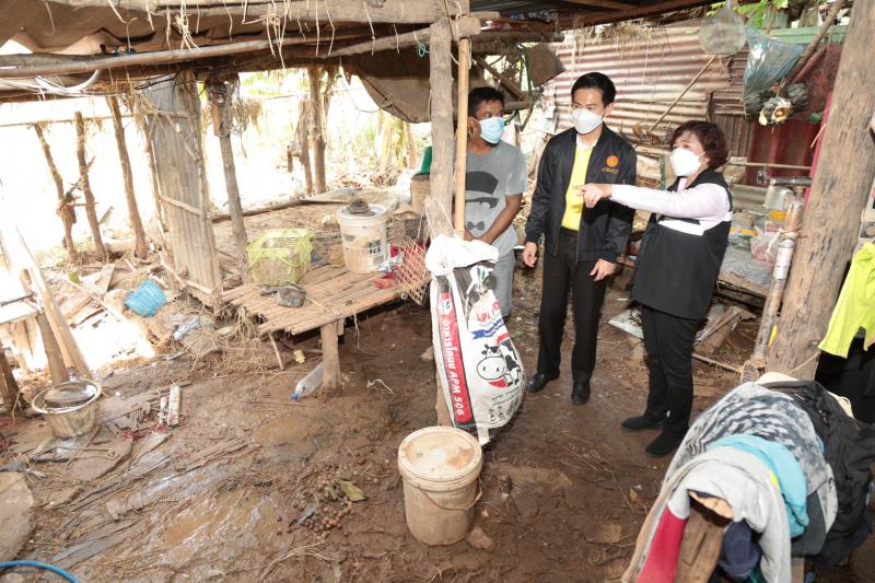 ปลัดพม.ลงพื้นที่จ�