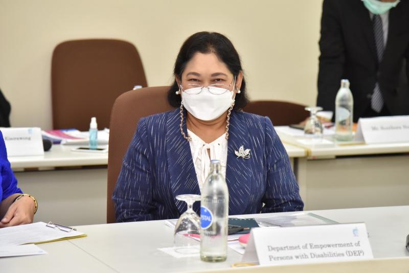 รองปลัดพม.เข้าร่ว�