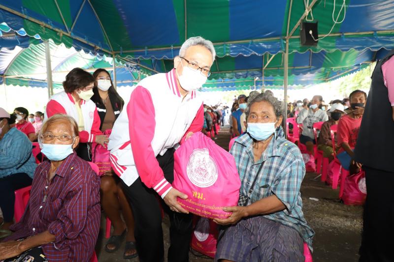 ปลัดพม.พร้อมด้วยอ�