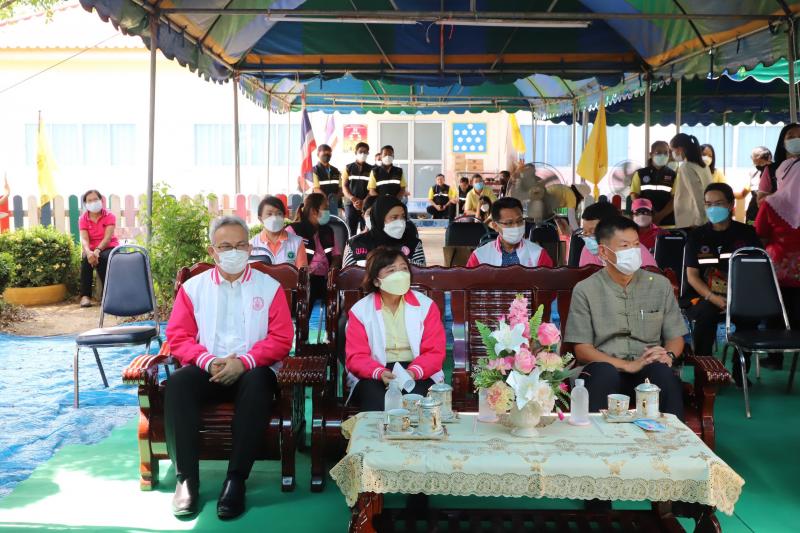 ปลัดพม.พร้อมด้วยอ�