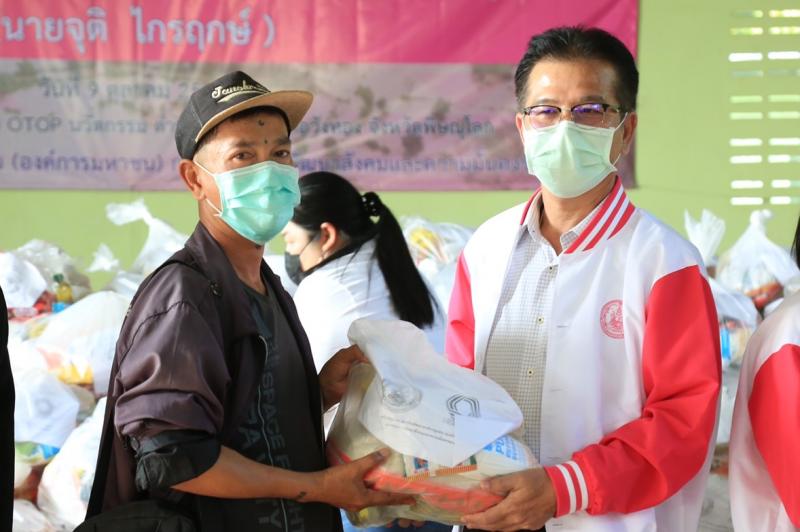 รมว.พม.ลงพื้นที่จั
