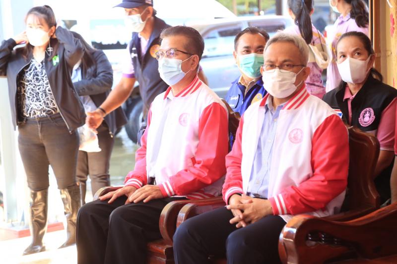 ปลัดพม.ลงพื้นที่จ�