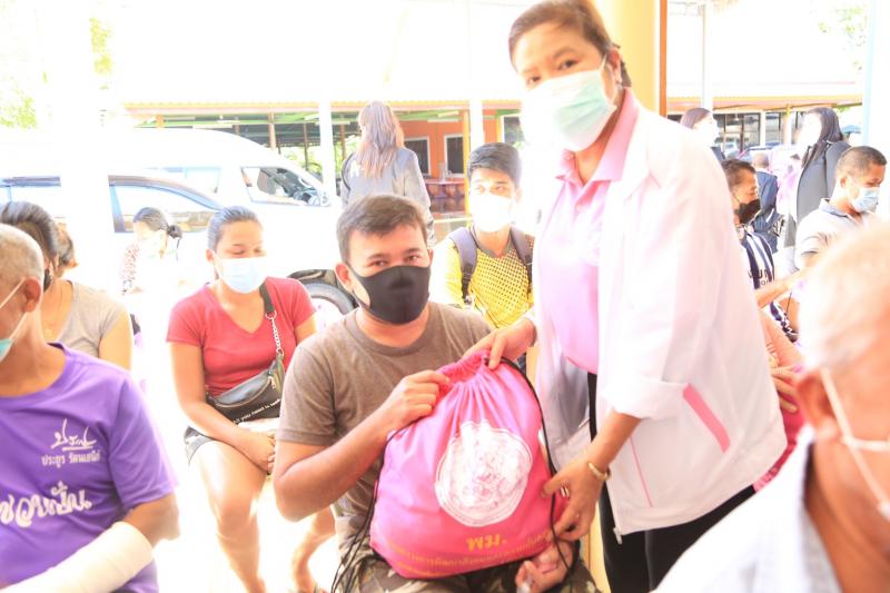 ปลัดพม.ลงพื้นที่จ�