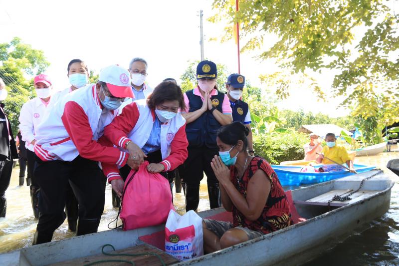 ปลัดพม.ลงพื้นที่จ�