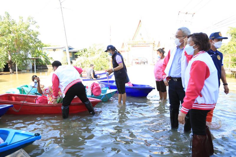 ปลัดพม.ลงพื้นที่จ�
