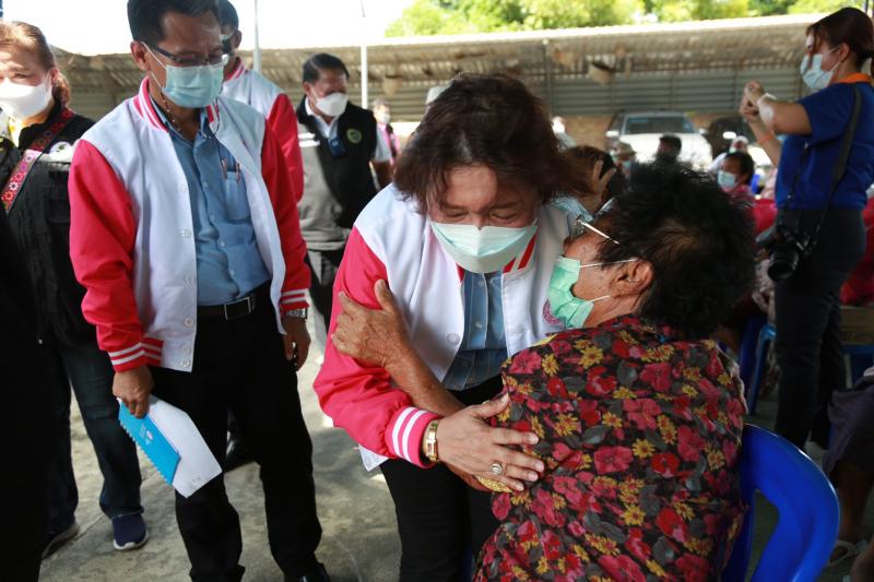 ปลัดพม.ลงพื้นที่จ�