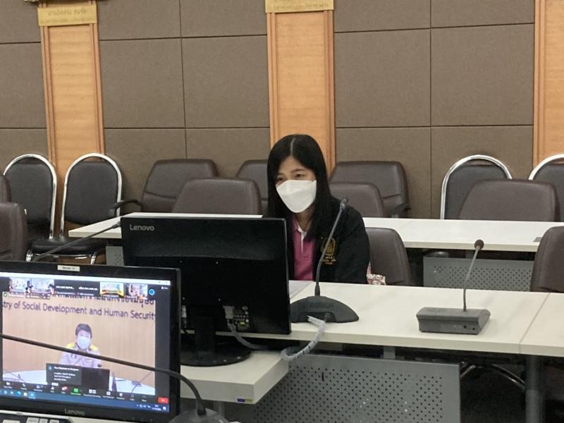 รองปลัดพม.เป็นประ�