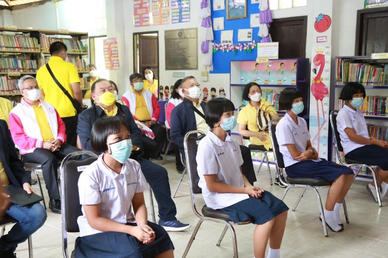 รมว.พม.ลงพื้นที่จั