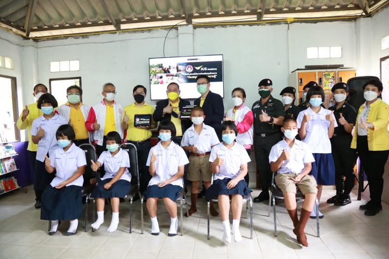 รมว.พม.ลงพื้นที่จั