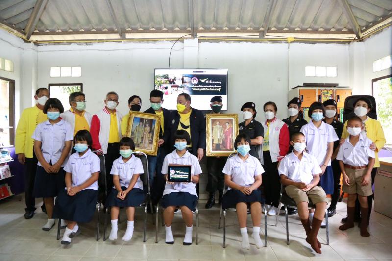 รมว.พม.ลงพื้นที่จั