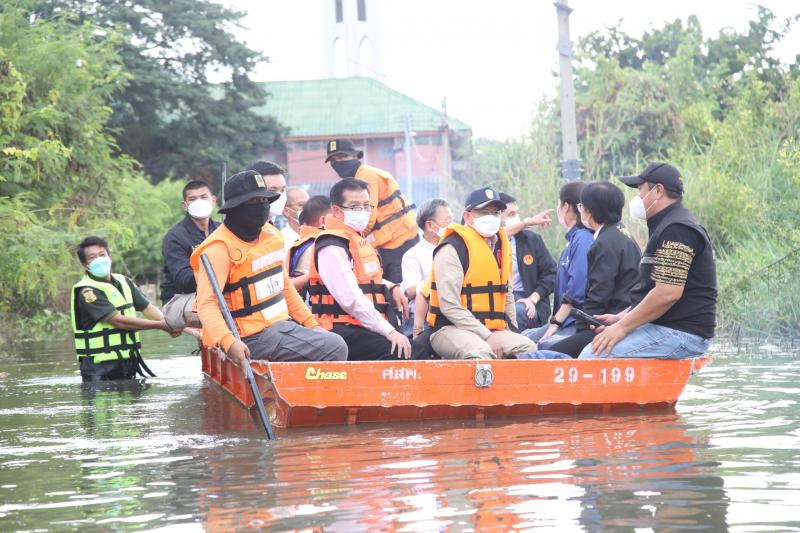 ประธานรัฐสภาพร้อ�