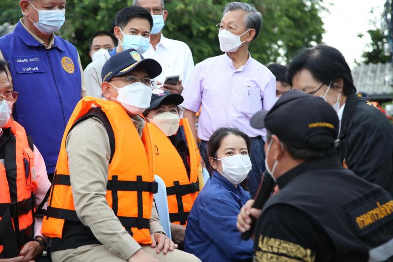 ประธานรัฐสภาพร้อ�