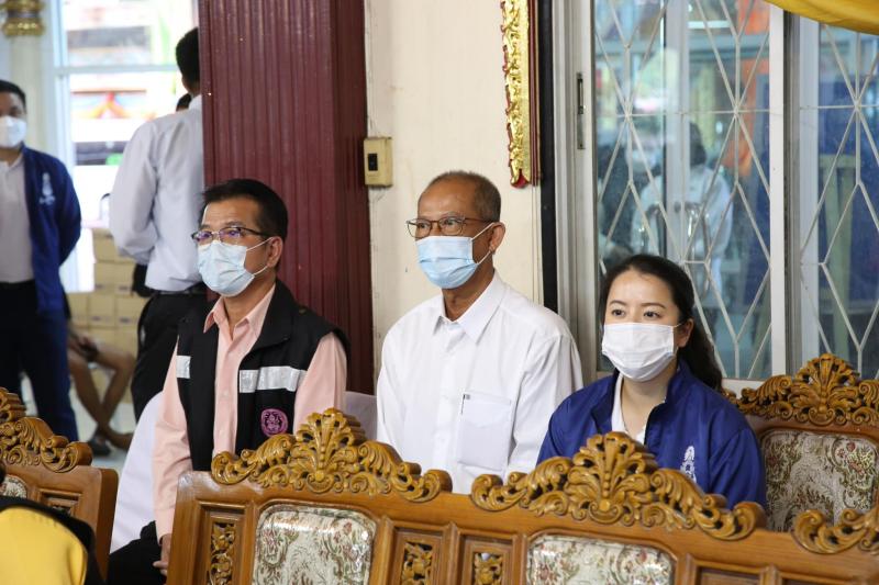 ประธานรัฐสภาพร้อ�