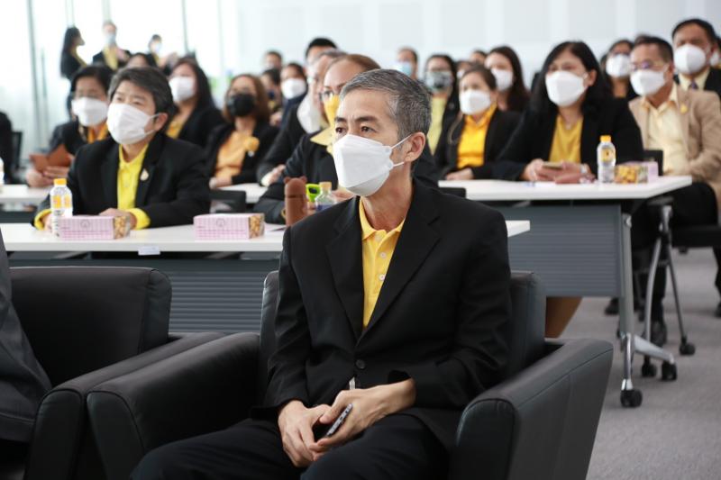 ประธานรัฐสภาเป็น�
