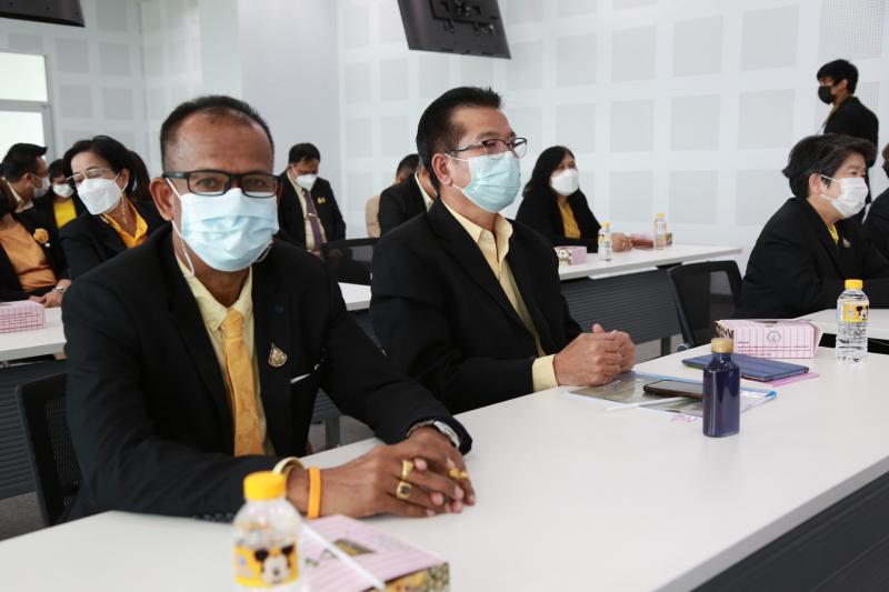 ประธานรัฐสภาเป็น�