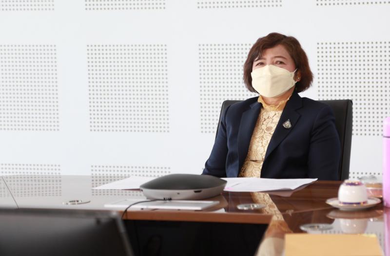 ประธานรัฐสภาเป็น�