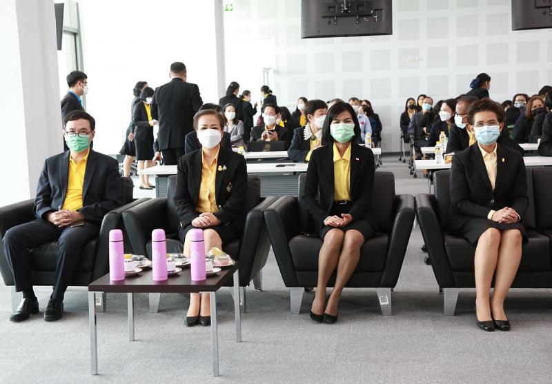 ประธานรัฐสภาเป็น�
