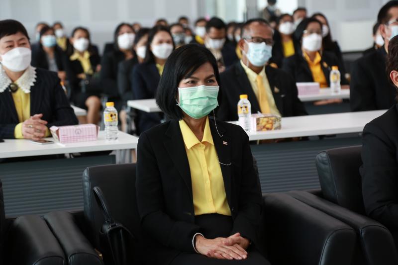 ประธานรัฐสภาเป็น�