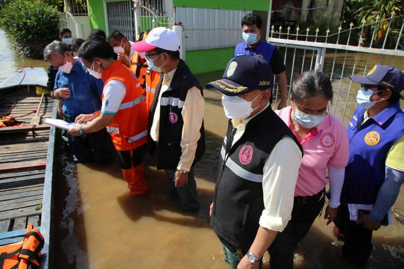 ประธานรัฐสภาพร้อ�