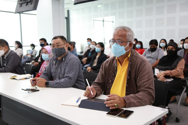 ปลัดพม.เป็นประธาน�