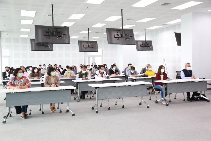 ปลัดพม.เป็นประธาน�