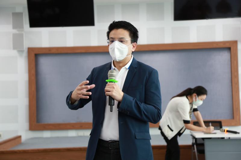 ปลัดพม.รับฟังความ�