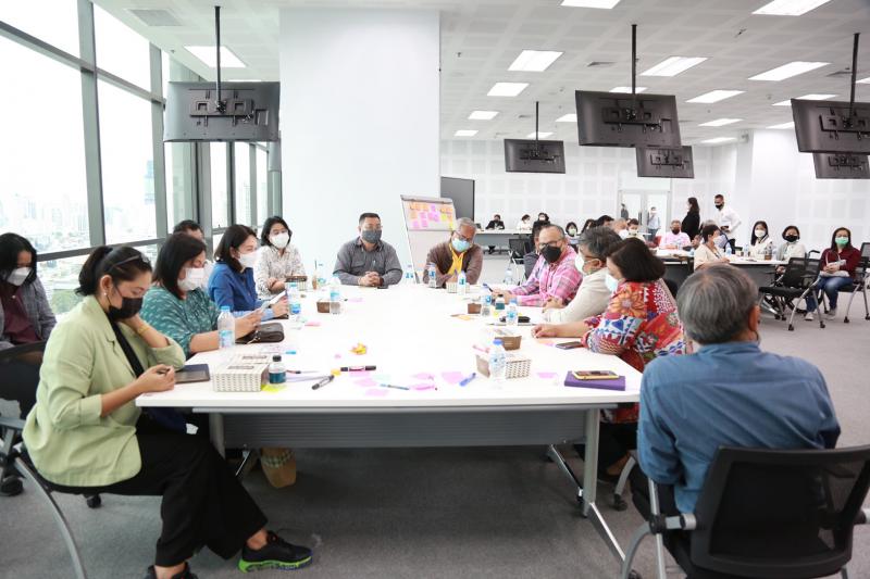 ปลัดพม.รับฟังความ�