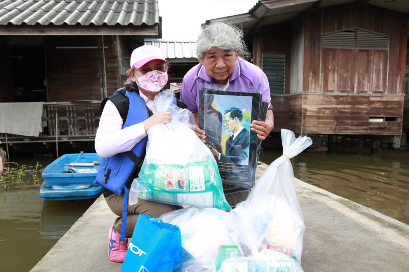 รองปลัดพม.ลงพื้นท�