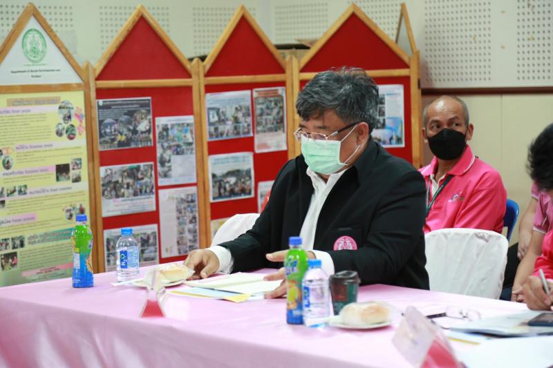 เลขารมว.พม. ลงพื้น�