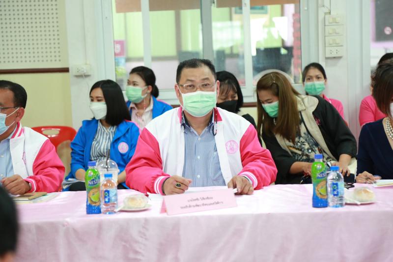 เลขารมว.พม. ลงพื้น�