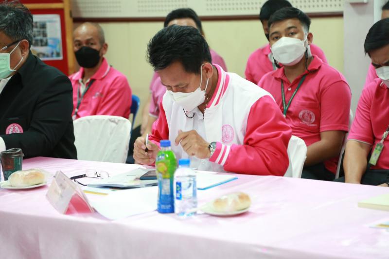 เลขารมว.พม. ลงพื้น�