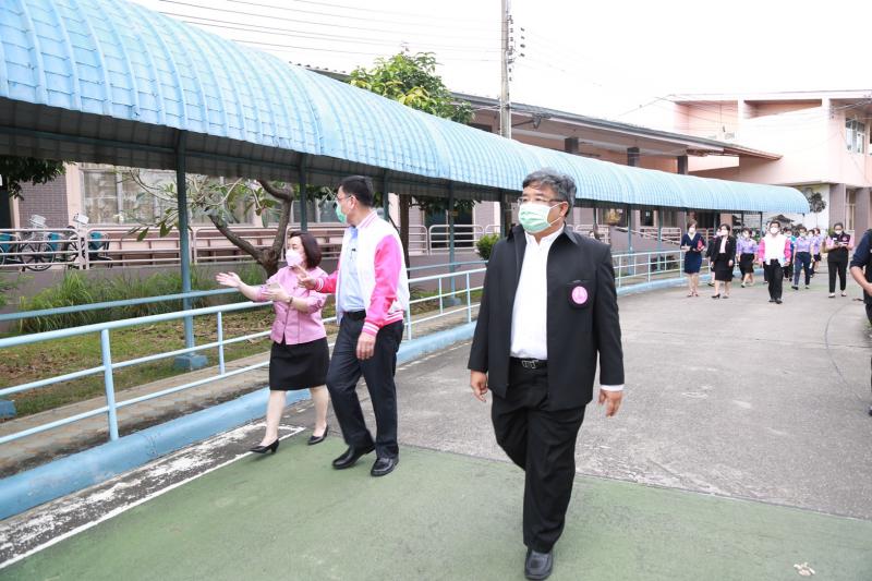 เลขารมว.พม.ลงพื้นท