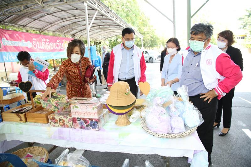 เลขารมว.พม.ลงพื้นท