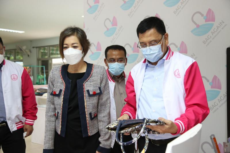 เลขารมว.พม.ลงพื้นท