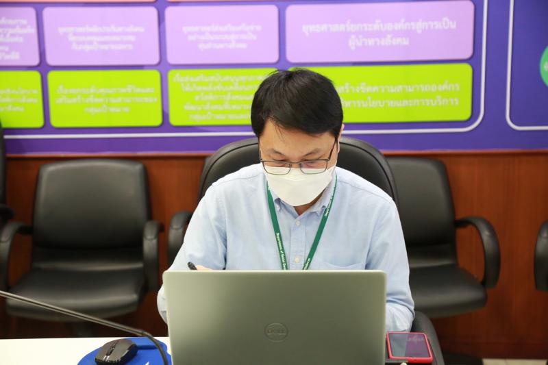 รองปลัดพม.เป็นประ�