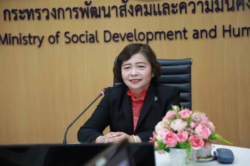 ปลัดพม.ให้สัมภาษณ�