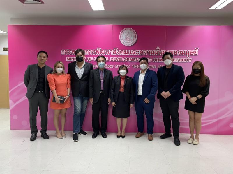 ปลัดพม.ให้กรรมการ�
