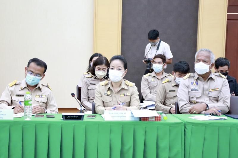 รองปลัดพม.เป็นประ�