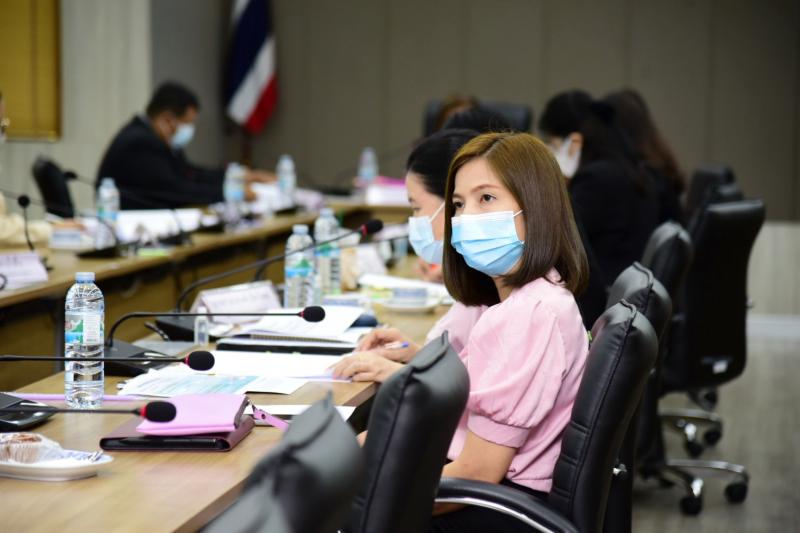 รองปลัดพม.เป็นประ�