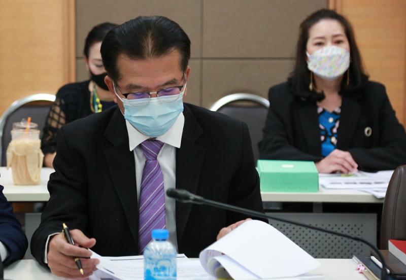 ปลัดพม.เป็นประธาน�