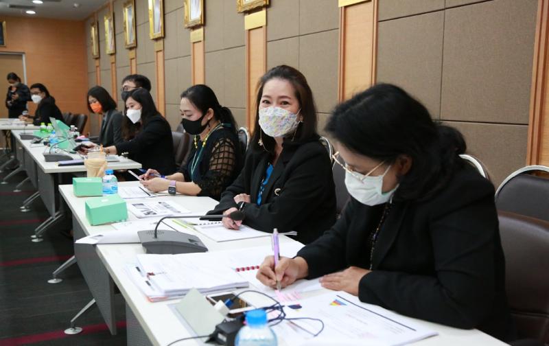 ปลัดพม.เป็นประธาน�