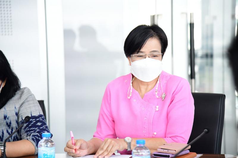 รองปลัดพม.เป็นประ�