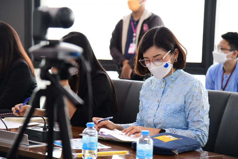 รองปลัดพม.เป็นประ�