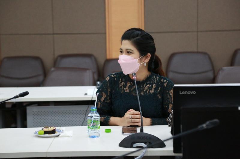 ปลัดพม.หารือกับผู�